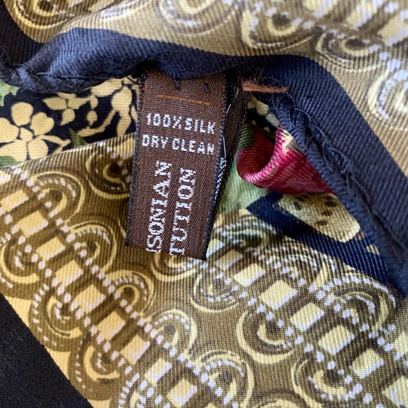 Smithsonian Silk Scarf - Picture 5 of 5